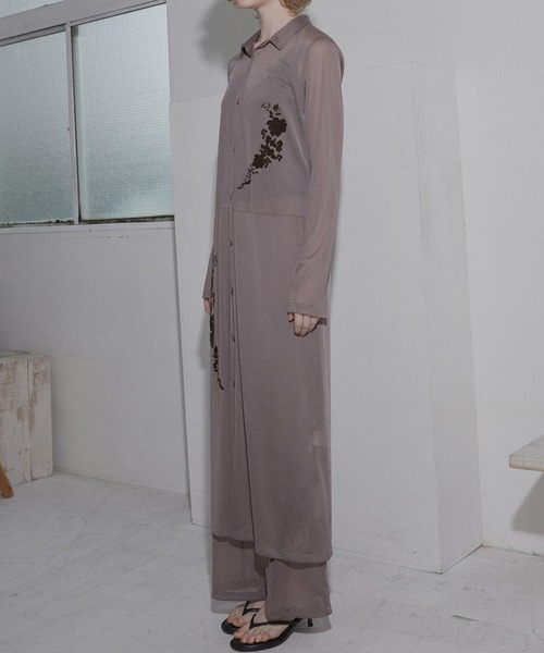 LE CIEL BLEU(ルシェルブルー)の「シアーシャツドレスwフロッキーフラワー / Sheer Shirt Dress w/Flocked Flower(ワンピース・レディース・ブラック/ライトグリーン/ブラウン・38/36)」の10枚目の写真