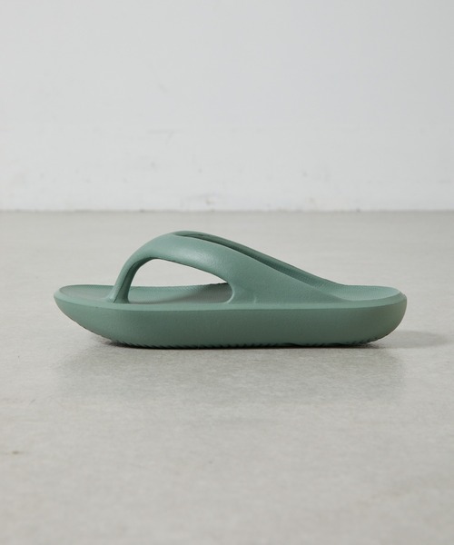 COLONY 2139（コロニートゥーワンスリーナイン）の「マシュマロトングサンダル（サンダル・レディース・ホワイト/ブラック/グリーン・LARGE/MEDIUM）」の11枚目の写真