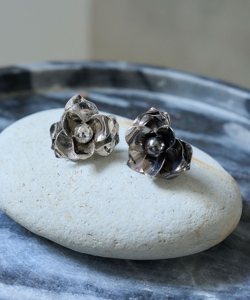 HARE(ハレ)の「ビッグフラワーリング(HARE)(リング・レディース・ブラック/シルバー・FREE)」の19枚目の写真