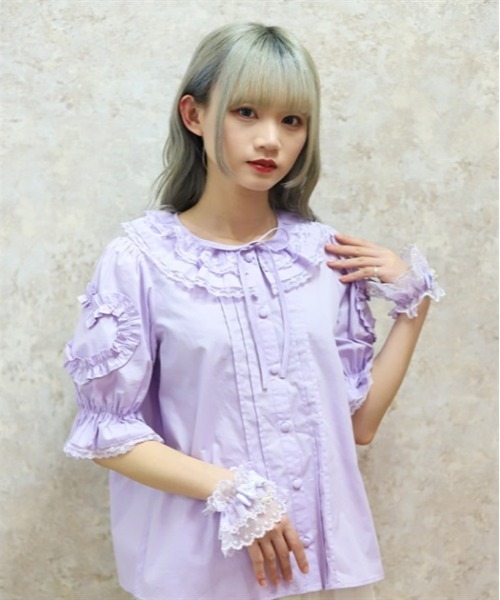 Chalmiere(シャルミエール)の「ハートフリルパフ袖ブラウス(シャツ/ブラウス・レディース・ラベンダー/ホワイト/グリーン・MEDIUM)」の3枚目の写真