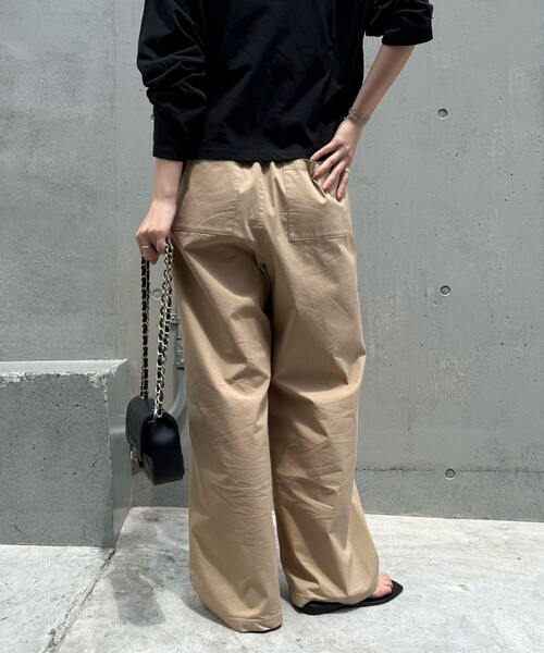 fredy emue(フレディエミュ)の「タイプライターストリングパンツ(その他パンツ・レディース・ブラック/カーキ/ベージュ・38/36)」の12枚目の写真