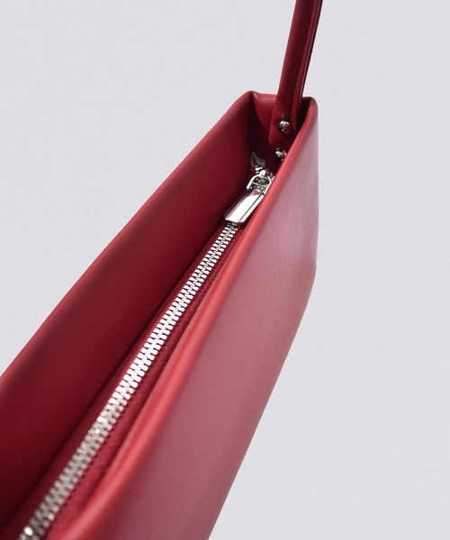 kiehtova（キエトヴァ）の「【kiehtova】2WAY LEATHER SQUARE BAG/2ウェイ レザー スクエアバッグ KTAC5 ※（ハンドバッグ・レディース・レッド/ブラック・FREE）」の8枚目の写真