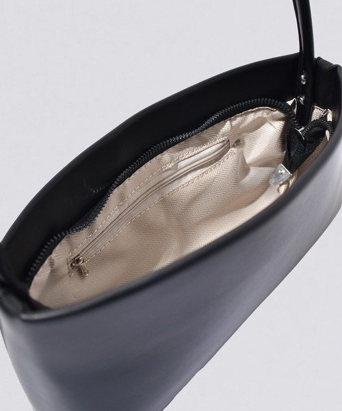 kiehtova（キエトヴァ）の「【kiehtova】2WAY LEATHER SQUARE BAG/2ウェイ レザー スクエアバッグ KTAC5 ※（ハンドバッグ・レディース・レッド/ブラック・FREE）」の18枚目の写真