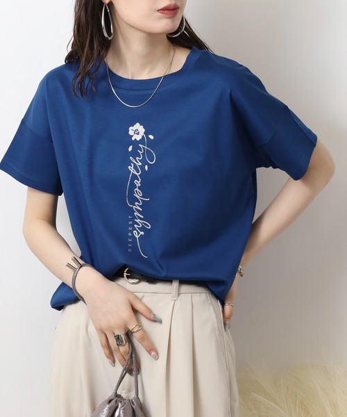 BRODIAEA(ブローディア)の「BRODIAEA ロゴプリント半袖Tシャツ【日本製】(Tシャツ/カットソー・レディース・ブルー/オフホワイト/エメラルド/ブラック/モカ・40)」の14枚目の写真