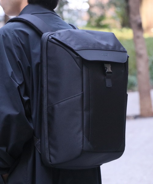 ZERO HALLIBURTON(ゼロハリバートン)の「デイトン バックパック B4収納 14.0インチPC収納 81572(ビジネスバッグ・メンズ・ネイビー/ブラック・FREE)」の22枚目の写真
