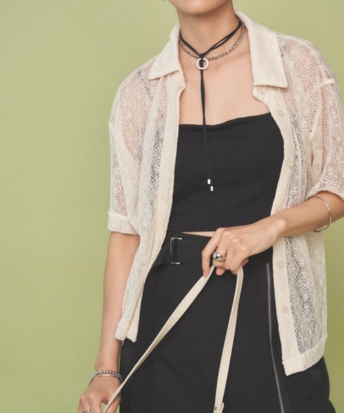 Solace（ソレイス）の「カップ付きベアキャミソール / クロップド丈（キャミソール・レディース・ブラック/アイボリー・FREE）」の16枚目の写真