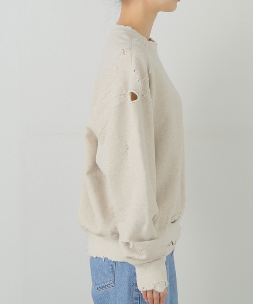 KURO（クロ）の「KURO MORE DAMAGE CREW NECK SWEAT 963966：スウェット（スウェット・レディース・アイボリー・MEDIUM）」の6枚目の写真