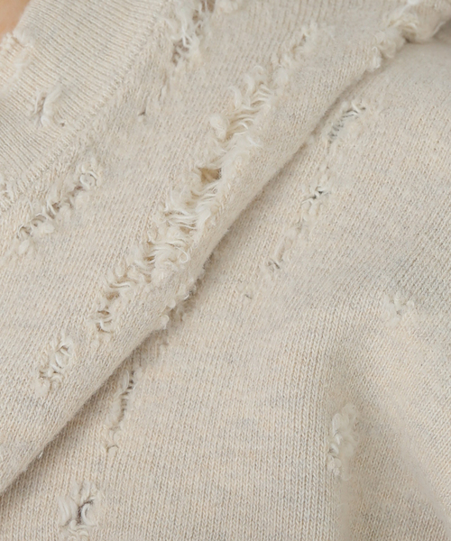 KURO（クロ）の「KURO MORE DAMAGE CREW NECK SWEAT 963966：スウェット（スウェット・レディース・アイボリー・MEDIUM）」の12枚目の写真