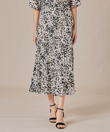 新品 マッキントッシュロンドン ドットプリントタックスカート38　白39600円 MACKINTOSH LONDON（マッキントッシュ ロンドン）の「サドル