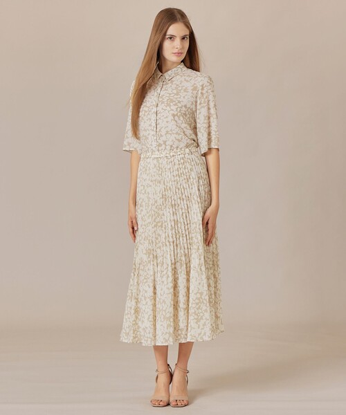 MACKINTOSH LONDON(マッキントッシュ ロンドン)の「【WEB・一部店舗限定】シルエットフラワースカート(スカート・レディース・ブラック/ベージュ・36/38)」の4枚目の写真