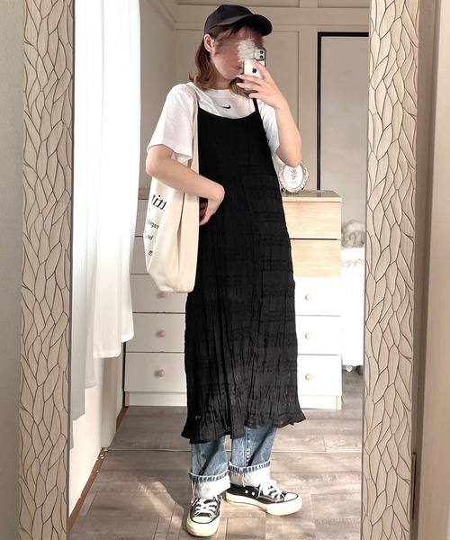 etta（エタ）の「ナチュラルロングキャミワンピース（ワンピース・レディース・ブラック/ベージュ・FREE）」の2枚目の写真