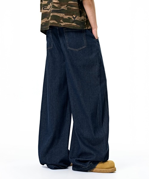 立体裁断バルーンワイドデニム（デニムパンツ）｜CORPUS TOKYO