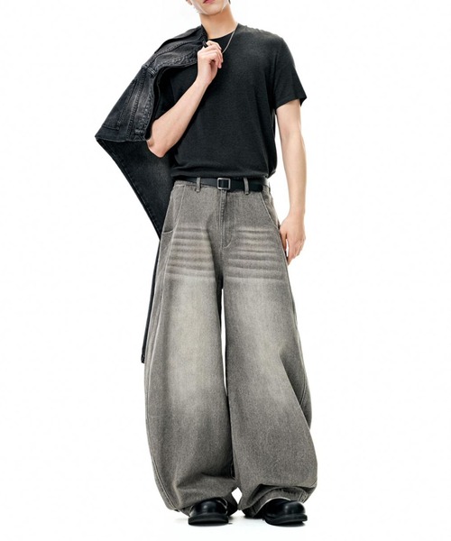 CORPUS TOKYO(コーパス トーキョー)の「立体裁断バルーンワイドデニム(デニムパンツ・メンズ・ネイビー/ライトブルー/ブラック/グレー・1/2/3/4)」の20枚目の写真