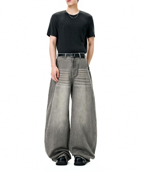 CORPUS TOKYO(コーパス トーキョー)の「立体裁断バルーンワイドデニム(デニムパンツ・メンズ・ネイビー/ライトブルー/ブラック/グレー・1/2/3/4)」の21枚目の写真