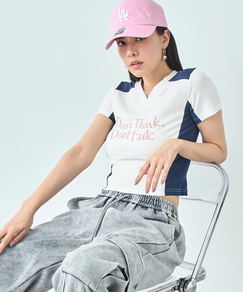 ANAP(アナップ)の「配色 切り替え ゲーミング Tシャツ(Tシャツ/カットソー・レディース・ブラック/ホワイト/ライトピンク・FREE)」の19枚目の写真