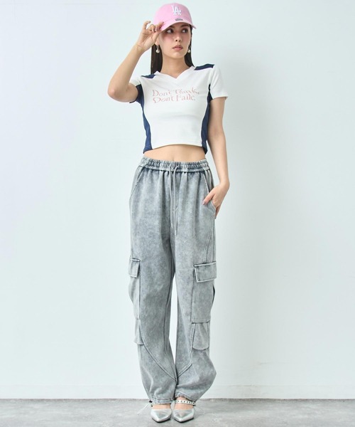 ANAP(アナップ)の「配色 切り替え ゲーミング Tシャツ(Tシャツ/カットソー・レディース・ブラック/ホワイト/ライトピンク・FREE)」の21枚目の写真