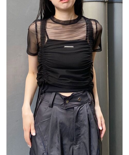 MURUA（ムルーア）の「ロゴプレートスクエアキャミ（キャミソール・レディース・ブラック・FREE）」の5枚目の写真