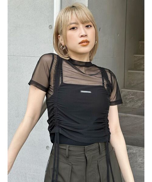 MURUA（ムルーア）の「ロゴプレートスクエアキャミ（キャミソール・レディース・ブラック・FREE）」の6枚目の写真