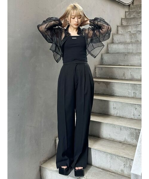 MURUA（ムルーア）の「ロゴプレートスクエアキャミ（キャミソール・レディース・ブラック・FREE）」の13枚目の写真