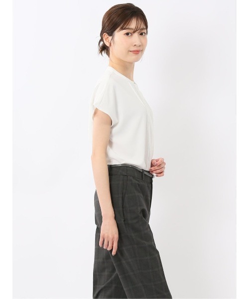 m.f.editorial（エムエフエディトリアル）の「【接触冷感 UVカット ストレッチ】m.f.エディトリアルレディース バンドカラー 比翼ブラウス（シャツ/ブラウス・レディース・ホワイト/ネイビー/ピンク系その他・MEDIUM/LARGE）」の6枚目の写真