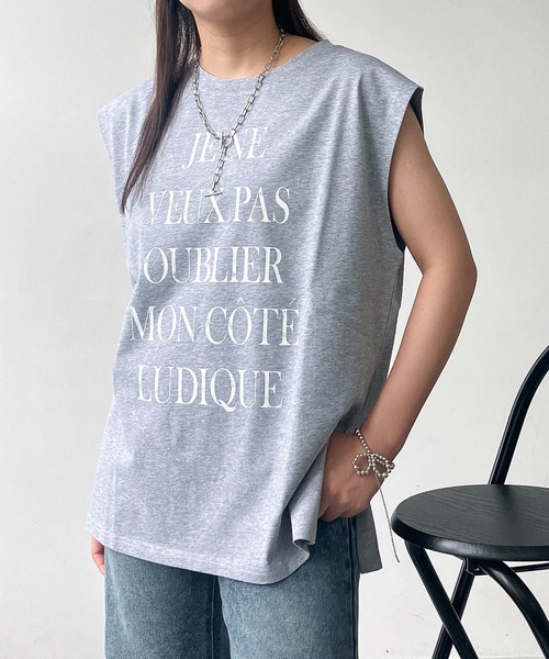AS KNOW AS plus（アズノゥアズプラス）の「●ノースリロゴプリント サイドスリット入り ビッグサイズTシャツ（Tシャツ/カットソー・レディース・カーキ/オフホワイト/杢グレー・FREE）」の21枚目の写真