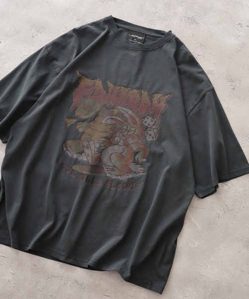 Ed Hardy(エドハーディー)の「ED HARDY ピグメントWASH ルーズサイズTシャツ(Tシャツ/カットソー・メンズ・ブラック系2/グレー系1/ブラック系1/グレー系2・M/L)」の2枚目の写真