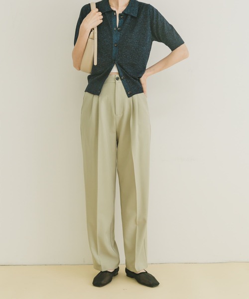 ITEMS URBANRESEARCH(アイテムズ アーバンリサーチ)の「ウエストタックスラックス(その他パンツ・レディース・ライトベージュ/チャコールグレー/ブラウン・FREE)」の3枚目の写真