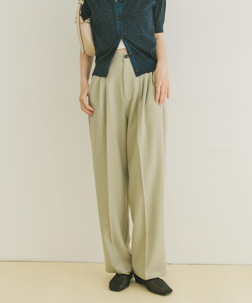 ITEMS URBANRESEARCH(アイテムズ アーバンリサーチ)の「ウエストタックスラックス(その他パンツ・レディース・ライトベージュ/チャコールグレー/ブラウン・FREE)」の4枚目の写真