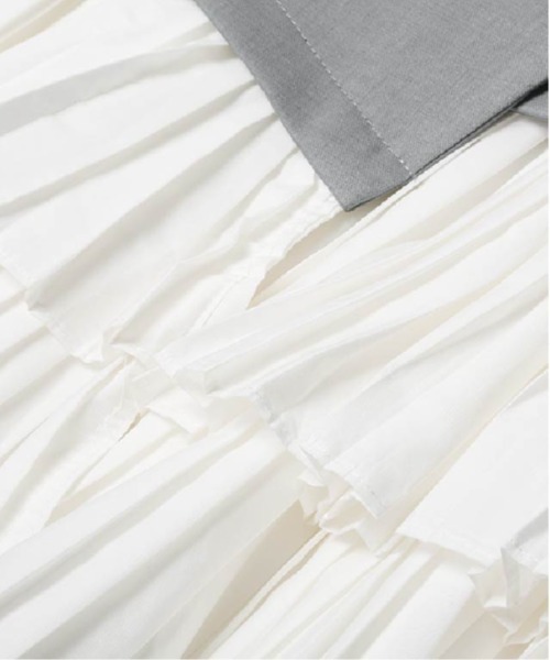 LA POMME petit(ラポミ・プチ)の「Frill Pleats Docking Jacket Dress(テーラードジャケット・レディース・ブラック/グレー・LARGE/MEDIUM/SMALL)」の11枚目の写真