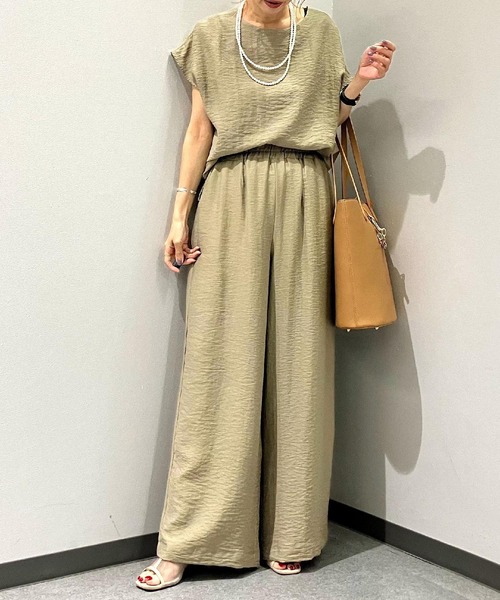 Q（キュー）の「レーヨンスラブネックベルトブラウス（シャツ/ブラウス・レディース・オリーブ/ブラック・MEDIUM）」の22枚目の写真