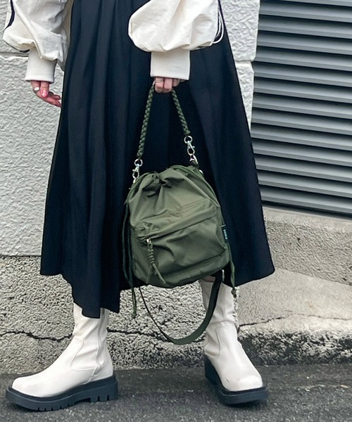 Fashion Letter(ファッションレター)の「2way ハンドメイドコード巾着バッグ(ショルダーバッグ・レディース・ベージュ/アイボリー/カーキ/ブラック・FREE)」の4枚目の写真