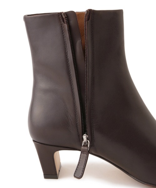 ROPE'（ロペ）の「イタリアンレザーショートブーツ（ブーツ・レディース・ダークブラウン/ブラック・36/36.5/37/37.5）」の8枚目の写真