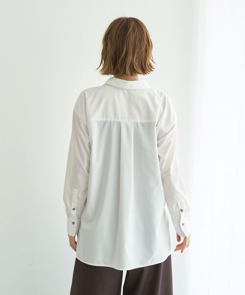 YECCA VECCA(イェッカヴェッカ)の「ロングシャツ(シャツ/ブラウス・レディース・オフホワイト/イエロー/ネイビー/ブルー・FREE)」の14枚目の写真