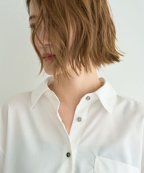 YECCA VECCA(イェッカヴェッカ)の「ロングシャツ(シャツ/ブラウス・レディース・オフホワイト/イエロー/ネイビー/ブルー・FREE)」の15枚目の写真
