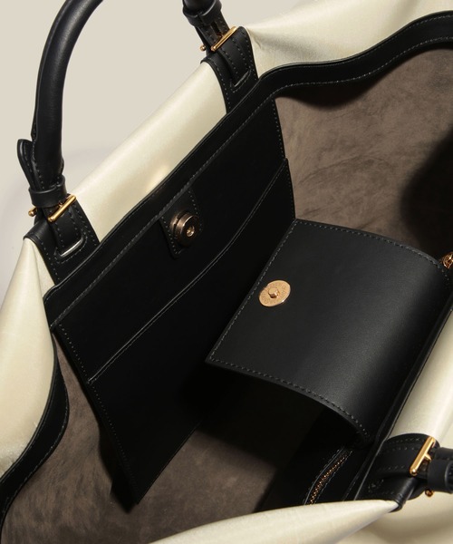 E'POR(エポール)の「【E'POR】【A4/PC対応・撥水加工・軽量】BOAT BAG Large(トートバッグ・レディース・ブラック/キナリ・FREE)」の6枚目の写真