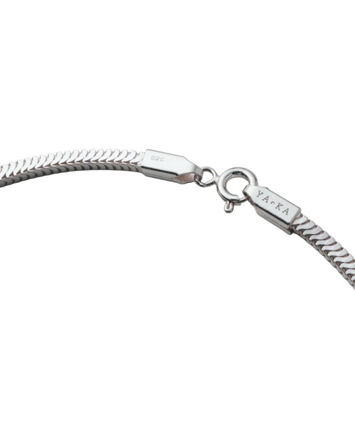 YArKA（ヤーカ）の「【YArKA/ヤーカ】quadrangular prism snake chain choker [qrhhu40] / 3D 四角スネークチェーンネックレス 40cm（ネックレス・レディース・シルバー・FREE）」の4枚目の写真