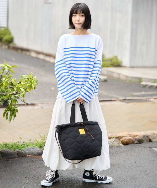 KiU(キウ)の「パデッドドロストトートバッグ(12L)(トートバッグ・レディース・テラコッタ/ブラック/カーキ/アイボリー・FREE)」の14枚目の写真