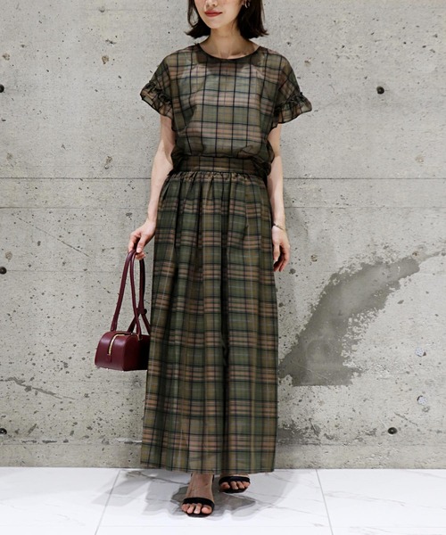 Jines（ジネス）の「シアーチェックタックギャザースカート【セットアップ可】（スカート・レディース・カーキ・38）」の5枚目の写真