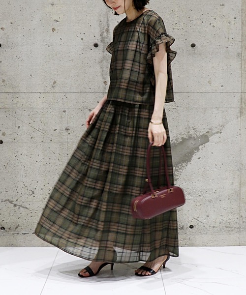 Jines（ジネス）の「シアーチェックタックギャザースカート【セットアップ可】（スカート・レディース・カーキ・38）」の6枚目の写真