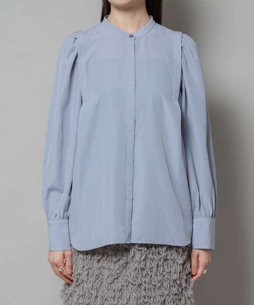 NANO universe（ナノユニバース）の「ショルダーギャザーブラウス（シャツ/ブラウス・レディース・チャコール/ライトブルー・S/M）」の20枚目の写真