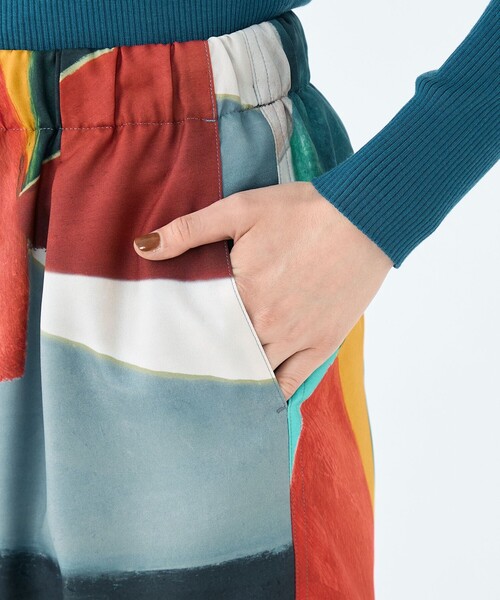 BALLSEY（ボールジィ）の「アルテミスプリント 1タックイージーパンツ（その他パンツ・レディース・ネイビー・36/34）」の8枚目の写真