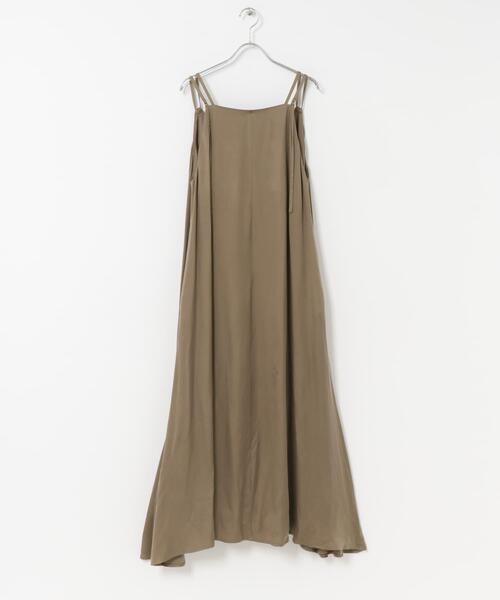 URBAN RESEARCH ROSSO WOMEN（アーバンリサーチ　ロッソ）の「クールタッチ2WAYキュプラ混キャミワンピース（ワンピース・レディース・ベージュ/ネイビー・FREE）」の19枚目の写真