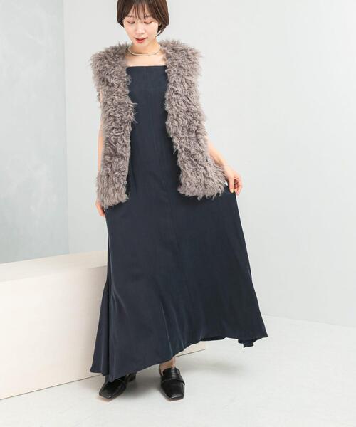 URBAN RESEARCH ROSSO WOMEN（アーバンリサーチ　ロッソ）の「クールタッチ2WAYキュプラ混キャミワンピース（ワンピース・レディース・ベージュ/ネイビー・FREE）」の4枚目の写真