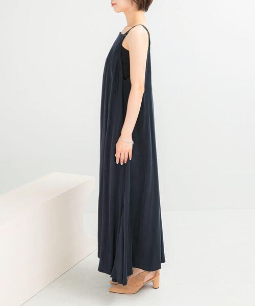 URBAN RESEARCH ROSSO WOMEN（アーバンリサーチ　ロッソ）の「クールタッチ2WAYキュプラ混キャミワンピース（ワンピース・レディース・ベージュ/ネイビー・FREE）」の6枚目の写真