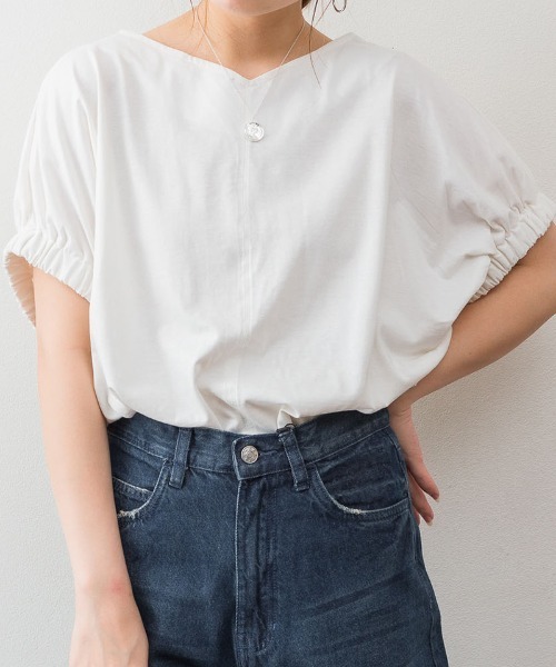 RCD(アールシーディー)の「前後2WAYゴムギャザースリーブカットソー(Tシャツ/カットソー・レディース・ブラック/ホワイト/グレイッシュベージュ・LL~3L/M-L)」の4枚目の写真