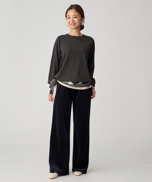 VERMEIL par iena(ヴェルメイユパーイエナ)の「GLOW wool crew knit(ニット/セーター・レディース・ボルドー/チャコールグレー/キャメル・FREE)」の4枚目の写真