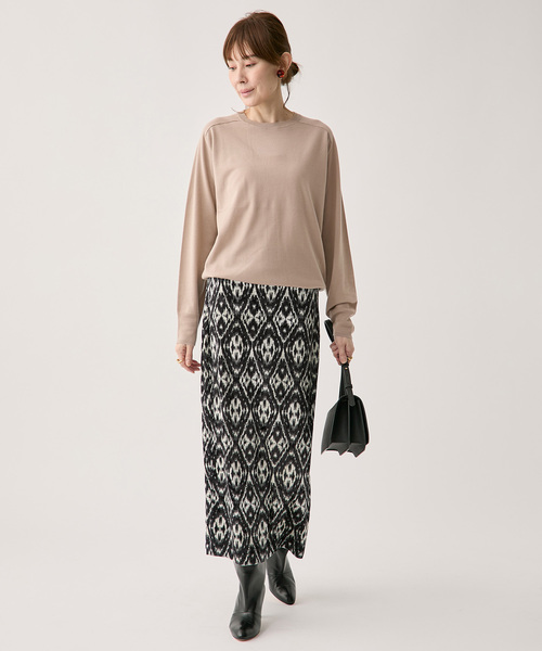 VERMEIL par iena(ヴェルメイユパーイエナ)の「GLOW wool crew knit(ニット/セーター・レディース・ボルドー/チャコールグレー/キャメル・FREE)」の15枚目の写真