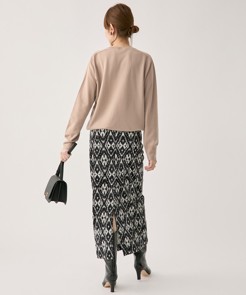 VERMEIL par iena(ヴェルメイユパーイエナ)の「GLOW wool crew knit(ニット/セーター・レディース・ボルドー/チャコールグレー/キャメル・FREE)」の16枚目の写真