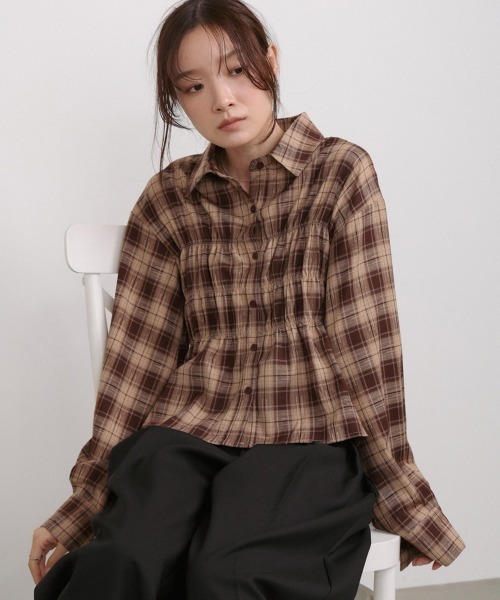 Bab(バブ)の「シャーリングビスチェ風デザインチェックシャツ(シャツ/ブラウス・レディース・ブラウン/ベージュ/ブラック・M)」の16枚目の写真