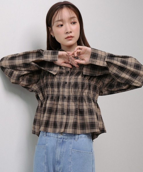 Bab(バブ)の「シャーリングビスチェ風デザインチェックシャツ(シャツ/ブラウス・レディース・ブラウン/ベージュ/ブラック・M)」の22枚目の写真